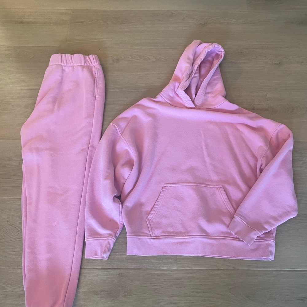 nuuds Pink Hoodie and Sweatpants Set